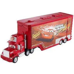 Cars Mack Tır ve Yarış Seti DVF39
