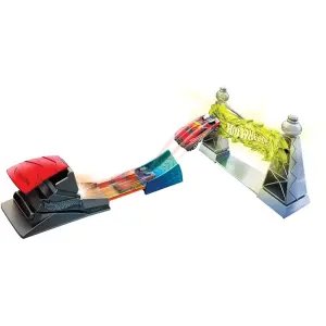 Hot Wheels Akrobasi Atlayışı Yarış Seti Electric Tower FTH80